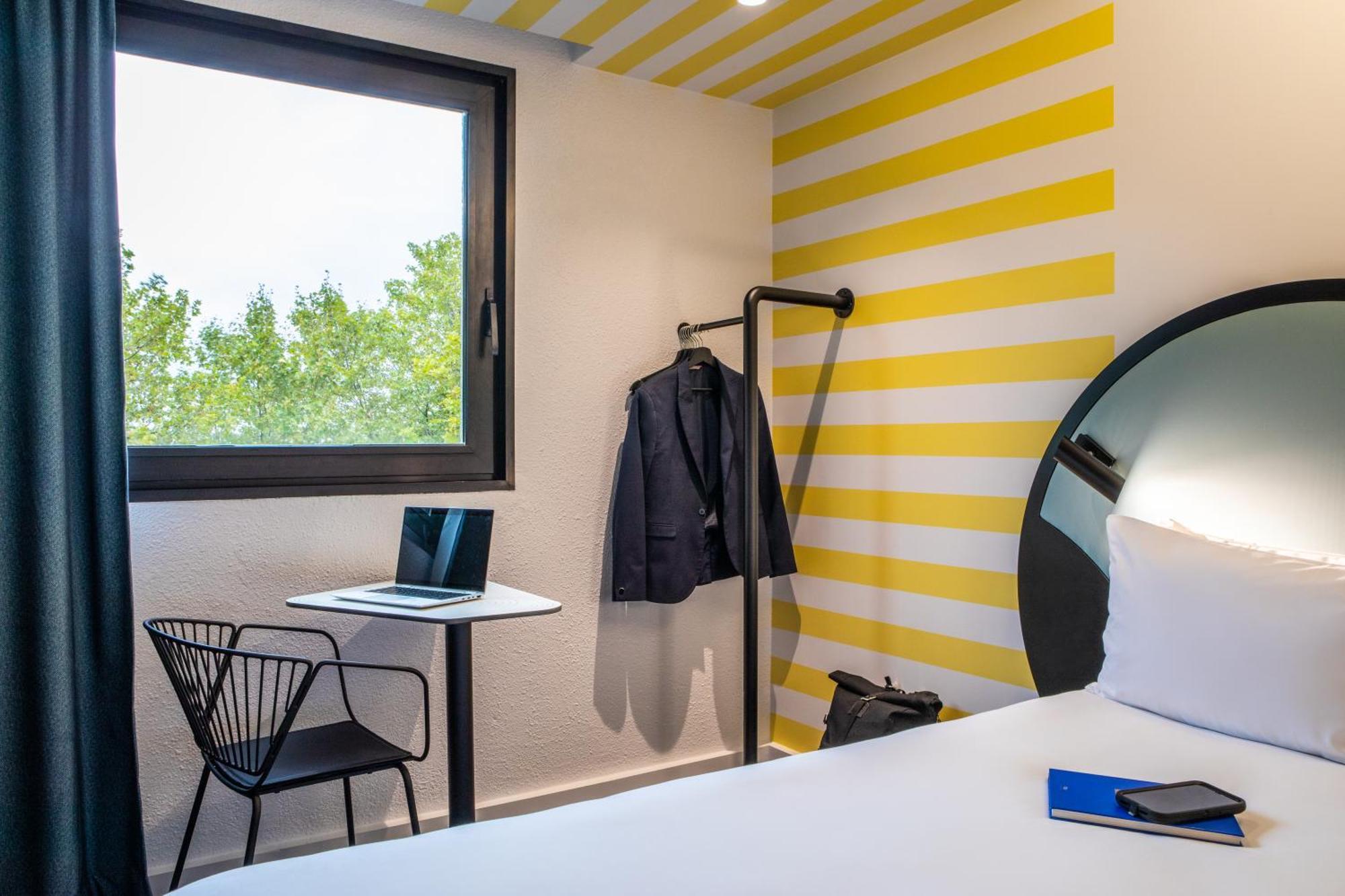 Ibis Styles Paris Saint Denis Pleyel Hotel Exterior foto