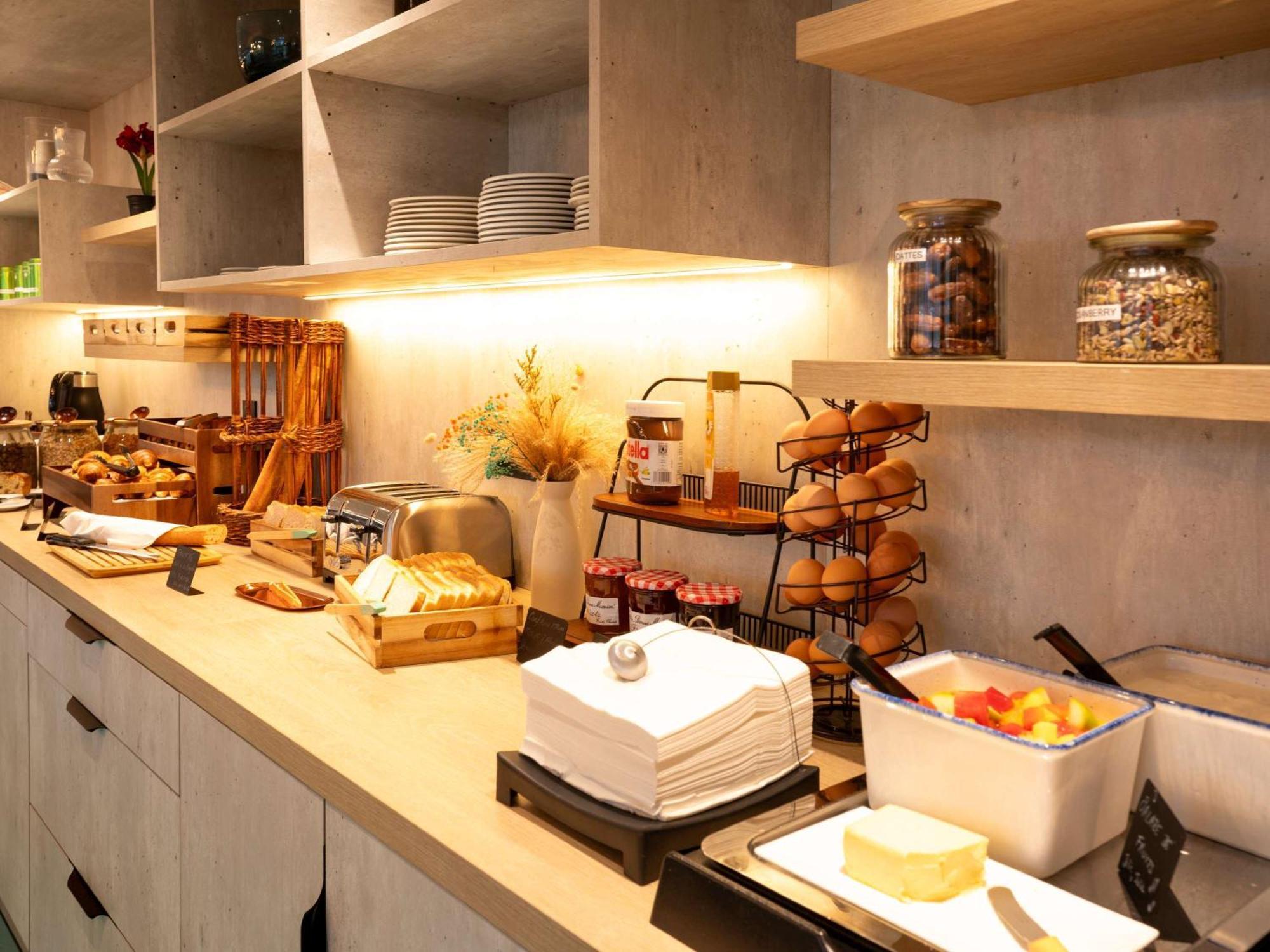 Ibis Styles Paris Saint Denis Pleyel Hotel Exterior foto